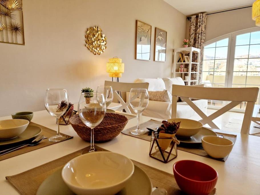 Royal Golf View: 2Br, Pools & Ac Apartment Sitio de Calahonda Luaran gambar