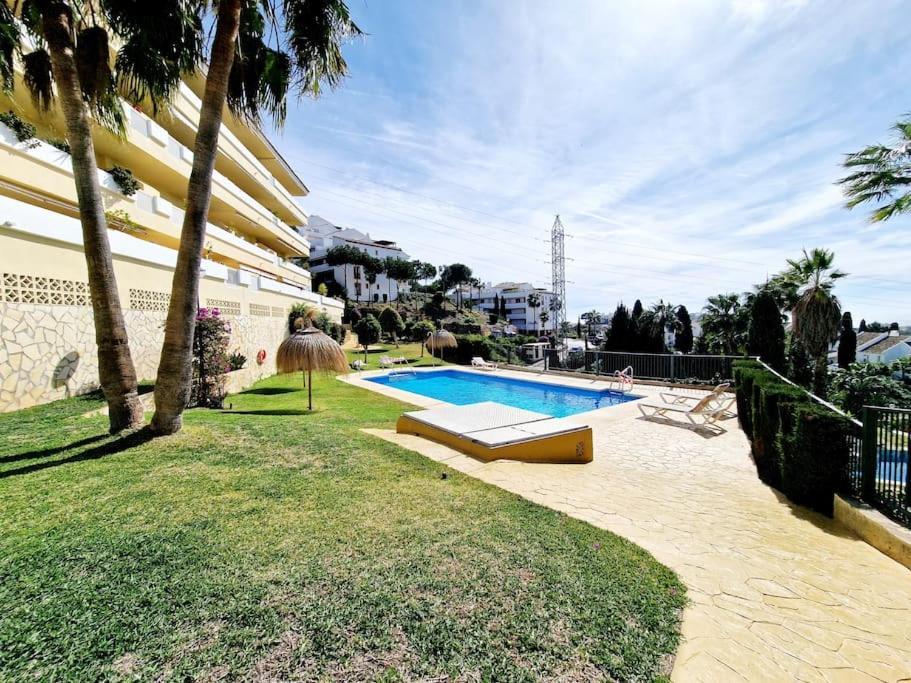 Royal Golf View: 2Br, Pools & Ac Apartment Sitio de Calahonda Luaran gambar